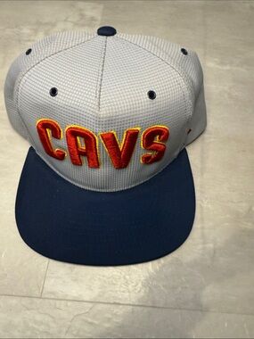 Zephyr CAVS Flat Bill Snapback Hat in Gray, Navy, Red